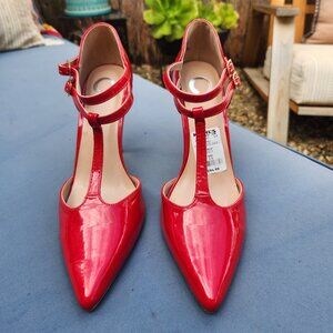 NWT Journee Collection Patent Red Pumps